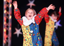 Showballett Formel I Weihnachtsrevue 2023 11